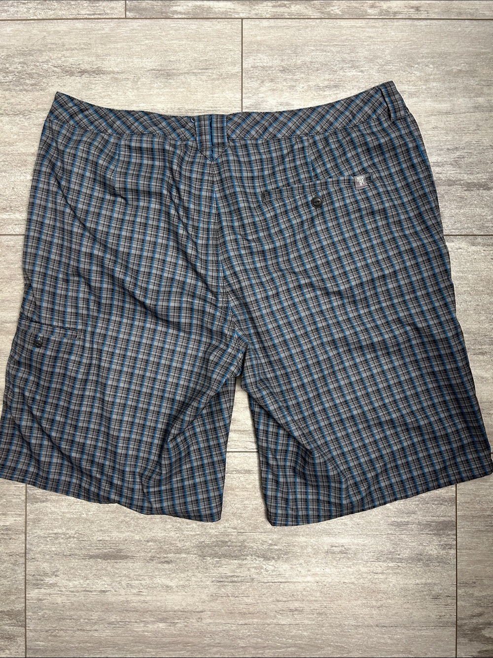The North Face Men's Pure Vida Walk Cargo Shorts Graphite Plaid Gorpcore